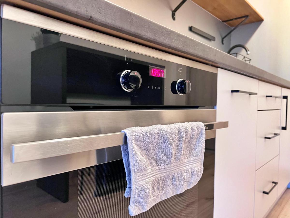 Apartament W Samym Centrum Jeleniej Gory 耶莱尼亚古拉 外观 照片